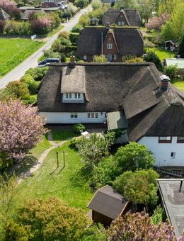 Bezauberndes weißes Reetdachanwesen ! - Sylt