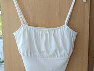 H&M Oberteil Crop Top Cropped Trägertop Trägershirt Spaghetti Shirt weiß creme Raffung gerafft gr. 34 XS,36 S NEU - Hardheim