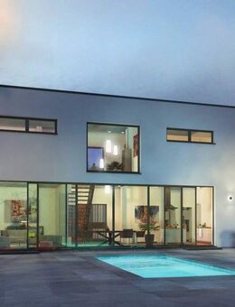 GERADLINIGKEIT PERFEKT UMGESETZT - Traumhaus lässt keine Wünsche offen - Feilitzsch