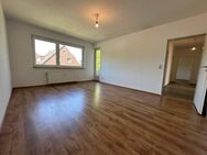 Modernisieren & Einziehen - 2-Zimmer-Eigentumswohnung mit Balkon in zentraler Lage von Reppenstedt - Reppenstedt