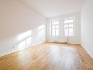 2,5-Zimmer-Altbauwohnung mit Balkon und moderner Ausstattung - Leipzig