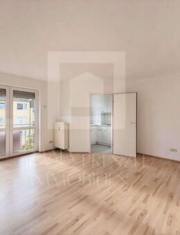 Helles 2 Zimmer Apartment mit Balkon in der Fürther Südstadt - Fürth