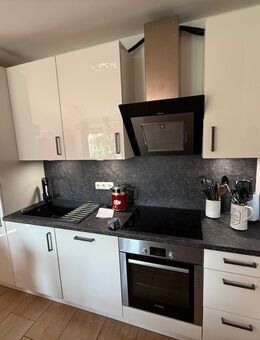 DESIGNER-KÜCHE von küchen WALTHER | NEU Spüle/Armatur BLANCO | Bosch | Hochglanz - Gelnhausen