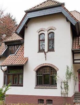 Wunderschöne Villa auf schönem Grundstück - Buxtehude