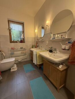 das rechnet sich - 4-Familienhaus in sehr gutem Zustand als Kapitalanlage (4 WE real geteilt) - Falkenstein (Vogtland)