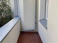 Erstbezug im herrschaftlichen Altbau / EG - Balkon - - Berlin