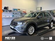 VW T-Roc, 1.5 TSI Style, Jahr 2024 - Tostedt