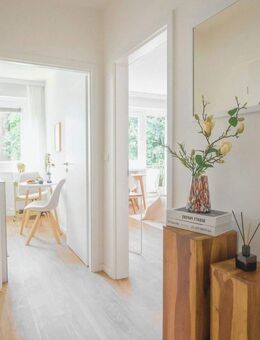 hochwertig frisch sanierte 2-Zimmer-Wohnung am Eilbekkanal im Zentrum Hamburgs - Hamburg