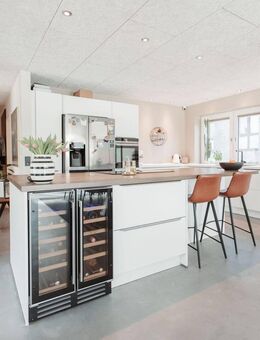 Stilvolle Eigentumswohnung mit separater Souterrainwohnung - große Terrasse, eigener Whirlpool! - Harrislee