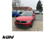 VW Tiguan, 1.5 TSI Active, Jahr 2022 - Gifhorn