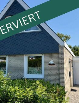 RESERVIERT Charmante Doppelhaushälfte in Strandnähe - Möbliert, mit Garage und Balkon in Horumersiel - Wangerland