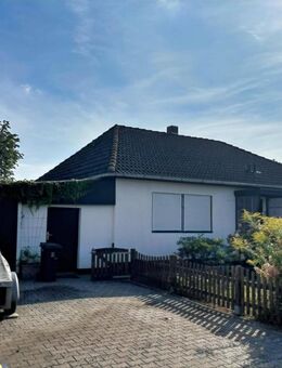 Okal-Fertighaus mit Garage in guter Wohnlage - Lüchow (Wendland)