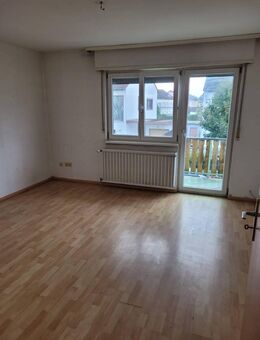 Iggelheim schöne helle 3 Zimmer Wohnung mit Balkon ruhig gelegen - Böhl-Iggelheim