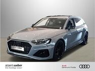 Audi RS4, Avant Essentials-Paket, Jahr 2022 - Fulda