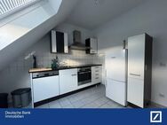 Praktisch geschnittene Eigentumswohnung: Einbauküche, Balkon, Keller, Garage. - Bedburg-Hau