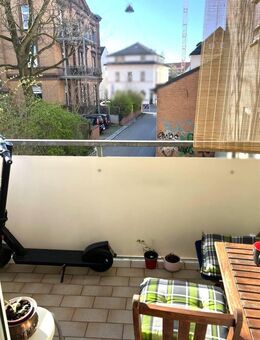 Lichtdurchflutete 4-Zimmer-Stadtwohnung in ruhiger Lage - Ulm Mitte, mit Erbbaurecht - Ulm