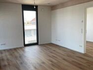 ERSTBEZUG in unserem HOLZ-HAUS! Helle 3-Zimmer-Wohnung mit schöner Loggia - Bamberg