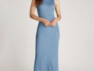 Tommy Hilfiger Strickkleid RAYON CABLE LONG FLARED DRESS NS mit Zopfmuster