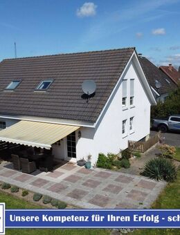 Großes Zweifamilienhaus in ruhiger Lage in Pönitz - Scharbeutz