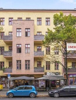 IMMOBERLIN.DE - Reuterkiez! Attraktive Altbauwohnung mit Loggia nahe Maybachufer - Berlin