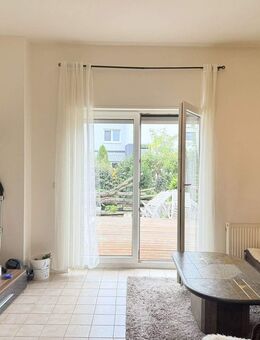 **vermietete 2 Zimmer Terrassenwohnung im EG mit Garten** - Ludwigshafen (Rhein)