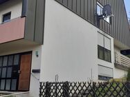 Großzügige Doppelhaushälfte mit Garage in sehr guter Lage von Neustadt/Aisch - Neustadt (Aisch)