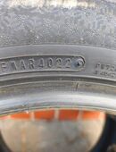 Winterreifen 215/55R17 98V in 35789