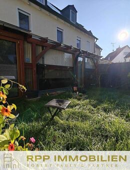 SOFORT BEZUGSFREI! Sonnige Doppelhaushälfte mit PV-Anlage, Wärmepumpe & mögl. Einliegerwohnung - Weichs