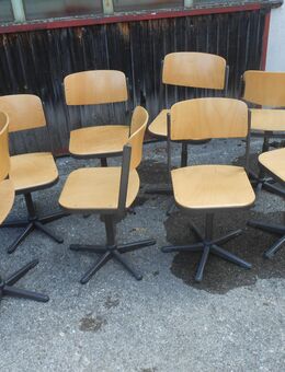 8 Schulstühle - - Allgäu - TOM - München Maxvorstadt