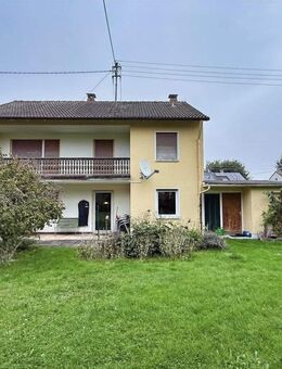 Interessantes Einfamilienhaus auf großem Eckgrundstück in Bobingen - Bobingen