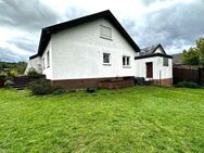 **Freistehendes Einfamilienhaus mit Garten in begehrter Wohnlage von Kirkel-Limbach** - Kirkel