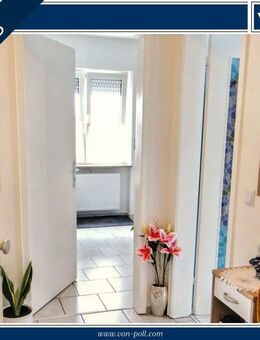 Renovierte und zentral gelegene 1,5 - Zimmer Wohnung mit großer Küche und Tageslichtbad - Konstanz