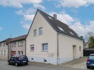 Einfamilienhaus mit Potenzial & Lagerhalle und Garage in zentrumsnaher Lage von Gerderath - Erkelenz