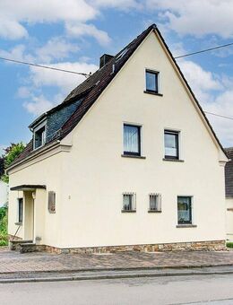 Jetzt Wohnwünsche realisieren! Charmantes Familienhaus mit schönem Garten - Hachenburg