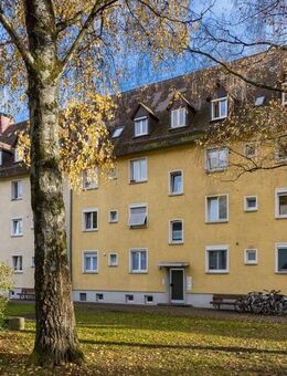 Helle DG-Wohnung mit modernem Bad - sofort frei, super Lage, ideal für Anleger & Selbstnutzer! - Friedrichshafen