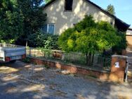 Altbestand Bungalow vermietet mit 190qm WF auf 935qm Grundstück mit Möglichkeit eines Doppelhauses als Hinterbebauung - Nienhagen (Niedersachsen)