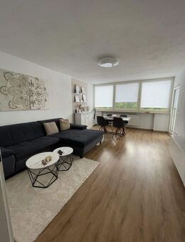 Schöne 3 Zimmerwohnung mit Balkon, EBK und TG am Stadtpark - Zirndorf