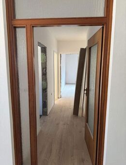Frischer Wohntraum - Kernsanierte 2-Zimmer-Wohnung - Kuhardt