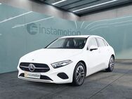 Mercedes A 200, d Kompaktlimousine, Jahr 2023 - München