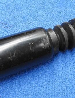 VW Golf Scirocco - Schutzkappe 171513425 + Anschlagpuffer 171512131A für Stoßdämpfer hinten - Aachen