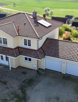 Villa mit FERNSICHT und großem Garten AUF MONT - Wincheringen