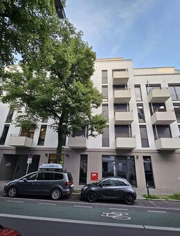 Schöne helle 2-Zimmerwohnung mit Balkon - Berlin