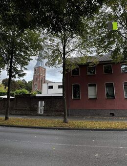 Einfamilienhaus mit Carport in Eschweiler-Nothberg, Nähe Kirche St. Cäcilia - Eschweiler