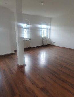 Dachwohnung im Zentrum, Brühl 2 Zimmer - Chemnitz