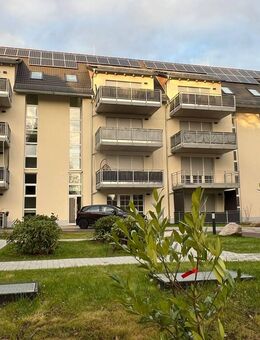Moderne 4-Zimmer Eigentumswohnung mit großem Balkon in Freital - Freital