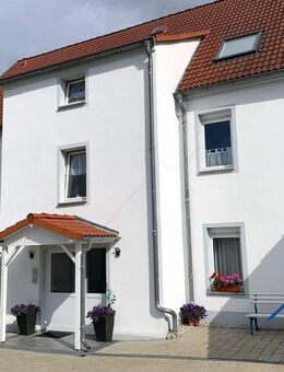 3-Raum-Wohnung im modernisierten Mehrfamilienhaus in Theißen zu vermieten - 360° Tour ansehen! - Zeitz