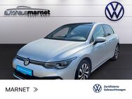 VW Golf, 1.5 Hybr Benzin Active, Jahr 2022 - Wiesbaden