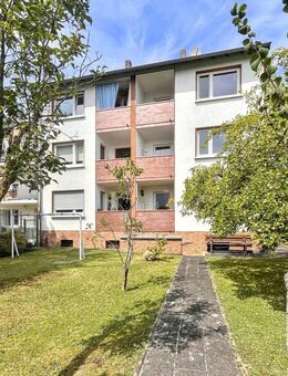 Attraktives Mehrfamilienhaus mit sechs Wohneinheiten, ausgebauter Dachfläche und Garten - Rösrath