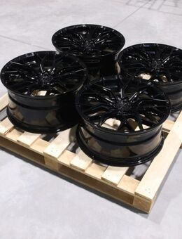 Set-CVR#13 – Japan Racing CVR1 Felgenset - Neuhaus (Inn)