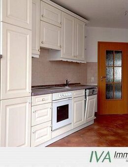 Komfortable 3-Raum-Wohnung mit Einbauküche, Balkon u. Fahrstuhl im Stadtzentrum Riesa´s - Riesa